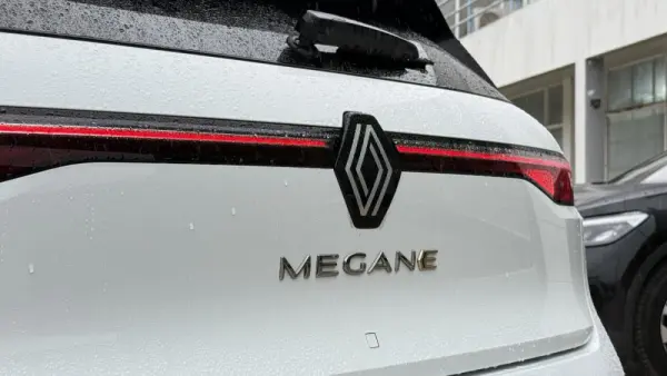 Renault Mégane E-Tech EV60 220hp optimum charge Techno 18