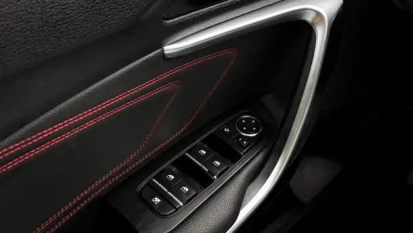 Kia ProCeed 1.6 T-GDI GT 7DCT 25