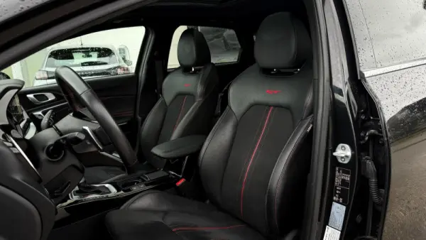 Kia ProCeed 1.6 T-GDI GT 7DCT 35