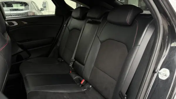 Kia ProCeed 1.6 T-GDI GT 7DCT 38