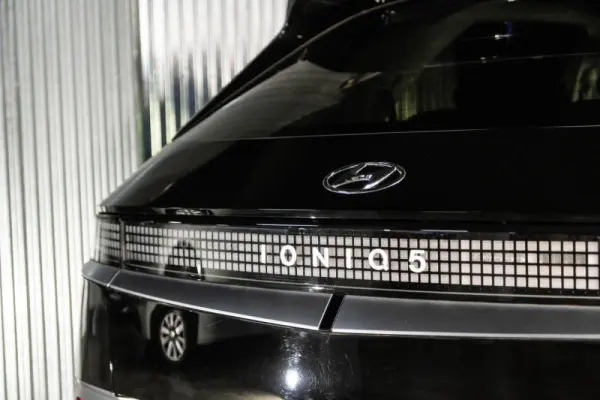 Hyundai Ioniq 5 N 73kWh Vanguard 12