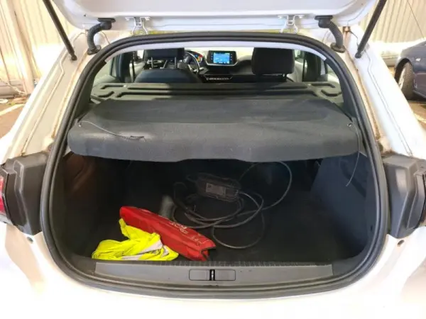 Peugeot e-208 Active 12