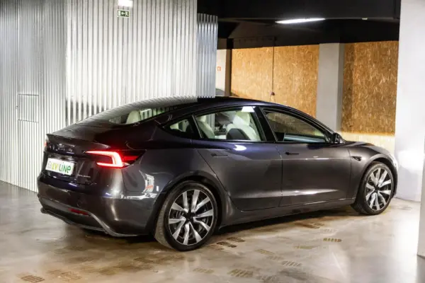 Tesla Model 3 Long Range Tração Integral 9