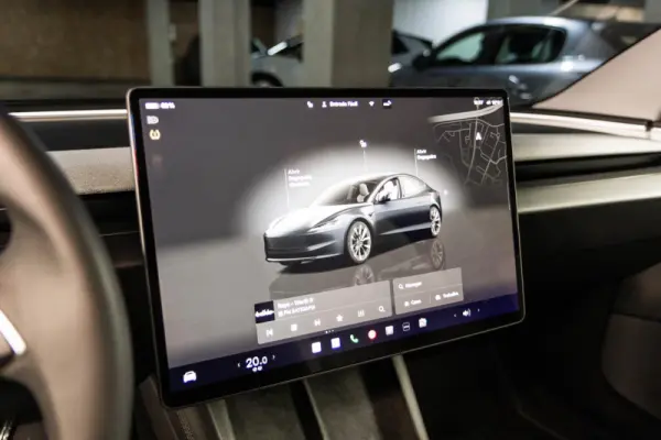 Tesla Model 3 Long Range Tração Integral 25