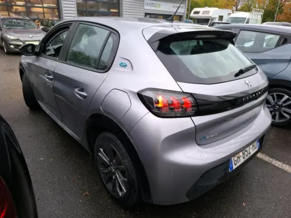 Peugeot e-208 Active Pack 2