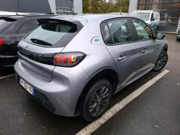 Peugeot e-208 Active Pack 3
