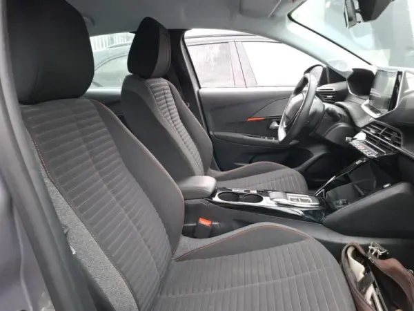 Peugeot e-208 Active Pack 14