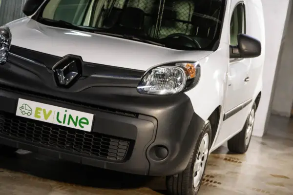 Renault Kangoo Z.E. 33 KW - IVA DEDUTIVÉL - BATERIAS PRÓPRIAS 12