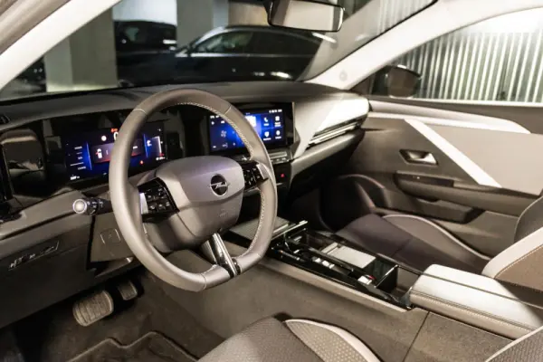 Opel Astra Sports Tourer 54 kWh Edition 15