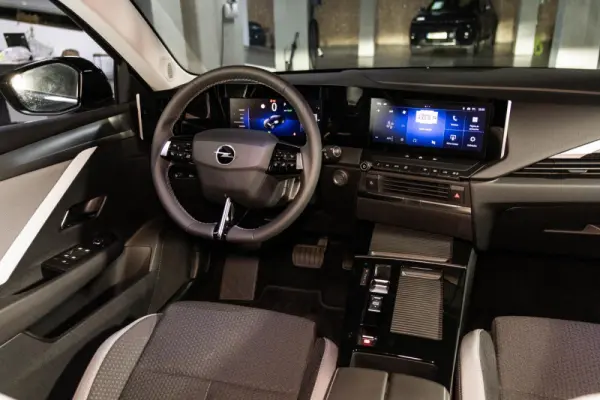 Opel Astra Sports Tourer 54 kWh Edition 19