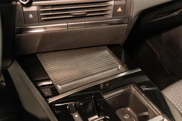 Opel Astra Sports Tourer 54 kWh Edition 26