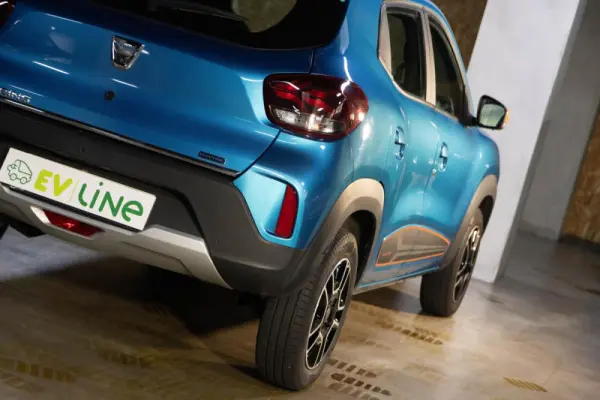 Dacia Spring Comfort 14