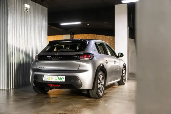 Peugeot e-208 50 kWh Active Active Business 10