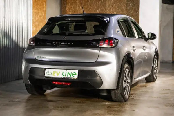 Peugeot e-208 50 kWh Active Active Business 9