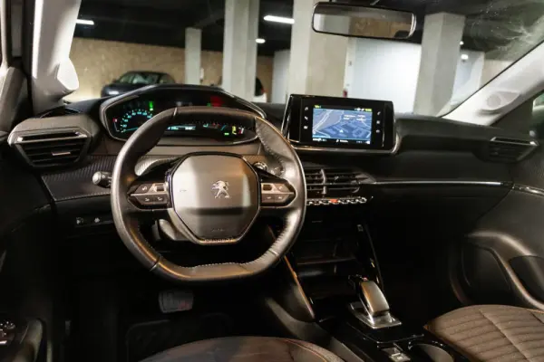 Peugeot e-208 50 kWh Active Active Business 15