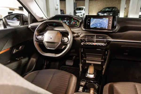 Peugeot e-208 50 kWh Active Active Business 16