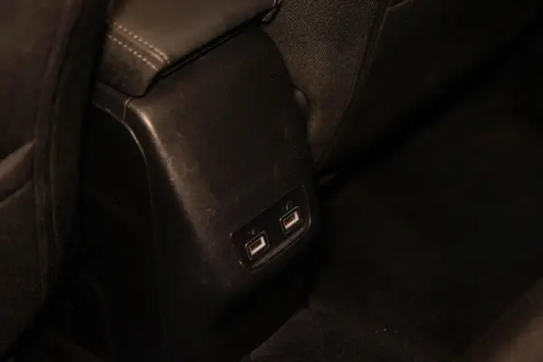 Peugeot e-208 50 kWh Active Active Business 38