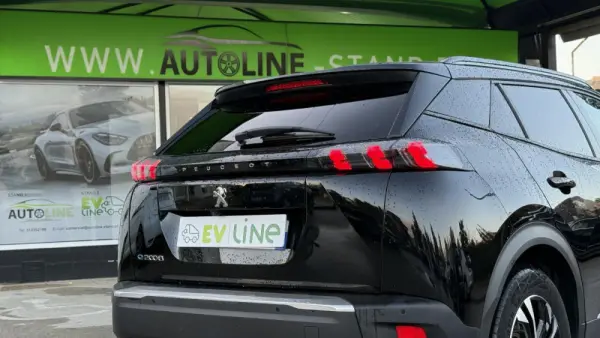 Peugeot e-2008 50 kWh Allure Pack 29