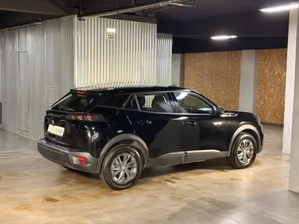 Peugeot e-2008 50 kWh Active Pack 8