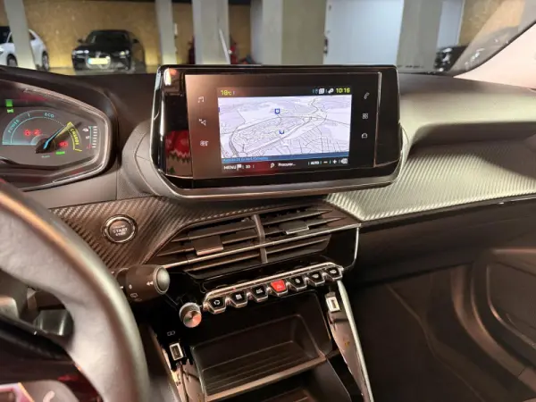 Peugeot e-2008 50 kWh Active Pack 27