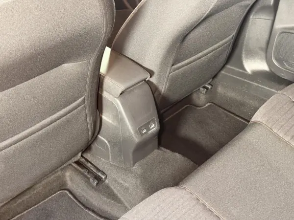 Peugeot e-2008 50 kWh Active Pack 38