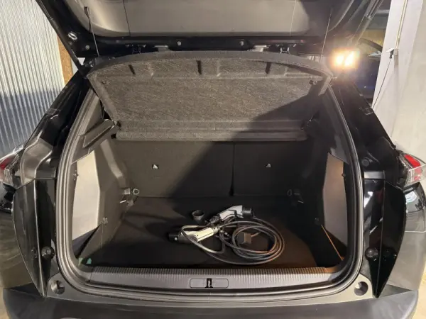 Peugeot e-2008 50 kWh Active Pack 41