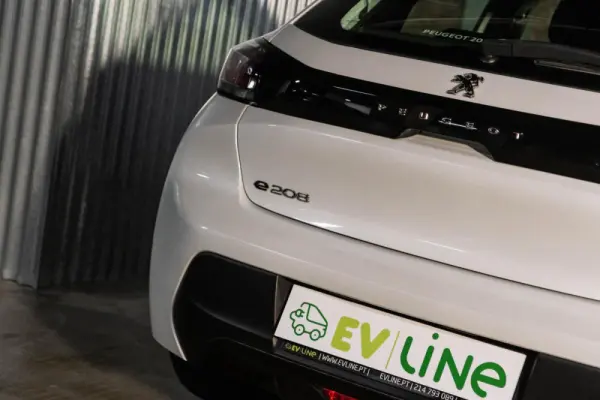 Peugeot e-208 50 kWh Active Active Business 11