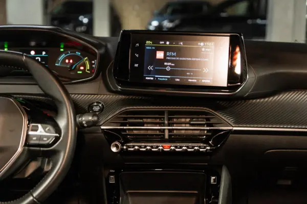 Peugeot e-208 50 kWh Active Active Business 25