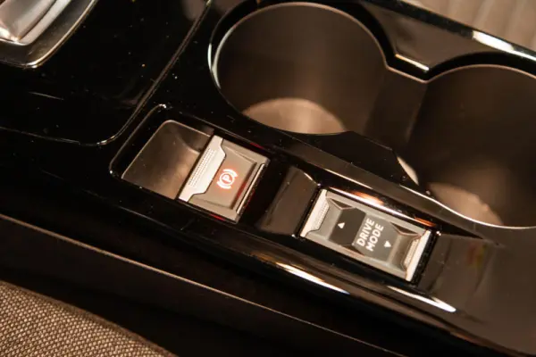 Peugeot e-208 50 kWh Active Active Business 30