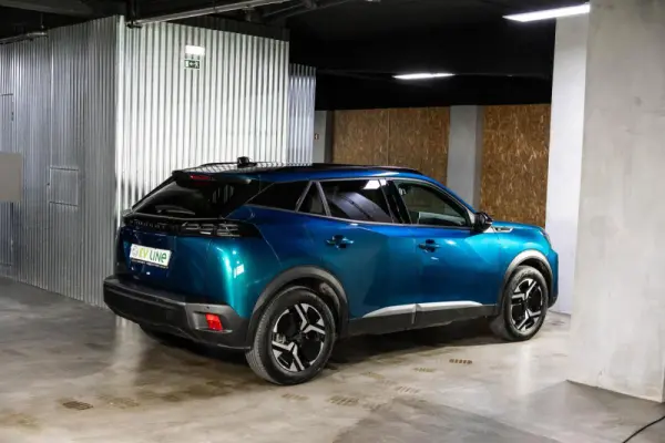 Peugeot e-2008 54 kWh Allure 7