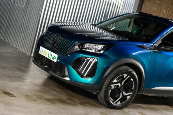 Peugeot e-2008 54 kWh Allure 11