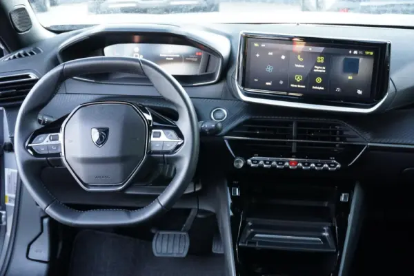 Peugeot e-2008 54 kWh Allure 13
