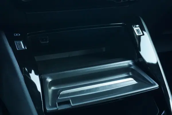 Peugeot e-2008 54 kWh Allure 23