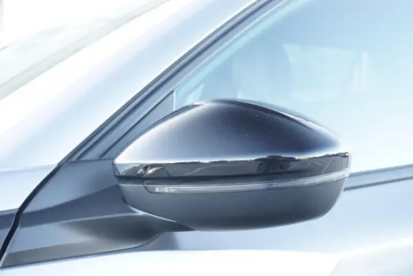 Peugeot e-2008 54 kWh Allure 33