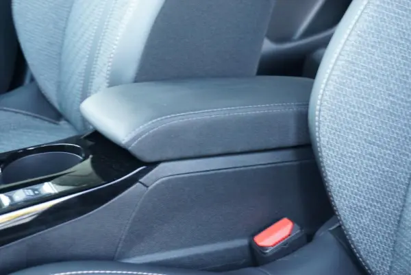 Peugeot e-2008 54 kWh Allure 45