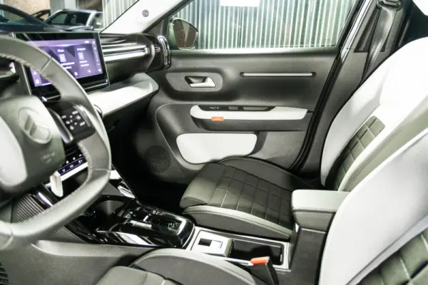 Citroen e-C3 44 kWh Autonomia Conforto Max 27