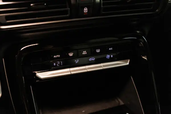 Citroen e-C3 44 kWh Autonomia Conforto Max 29