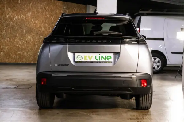 Peugeot e-2008 54 kWh Allure 6