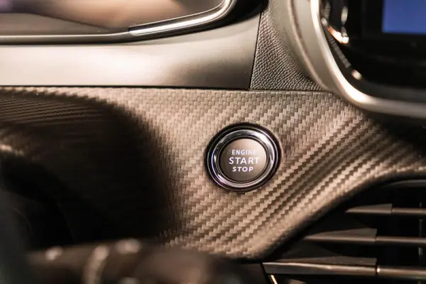 Peugeot e-2008 54 kWh Allure 27