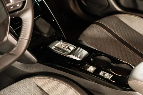 Peugeot e-2008 54 kWh Allure 35