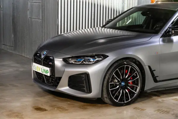 BMW i4 M50 Pack Desportivo M Pro 12
