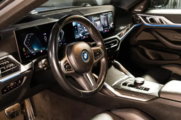 BMW i4 M50 Pack Desportivo M Pro 22