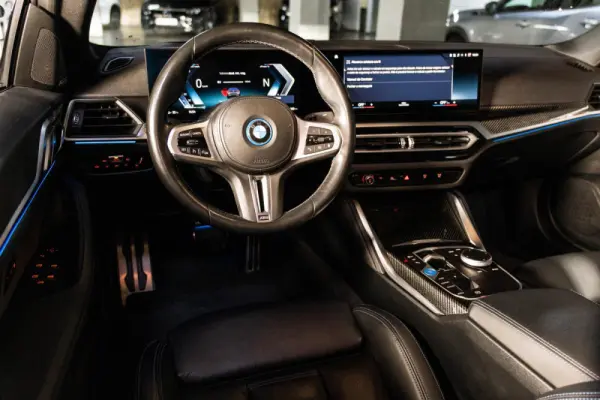 BMW i4 M50 Pack Desportivo M Pro 25
