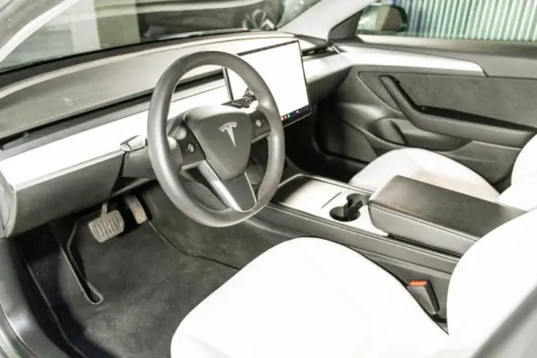 Tesla Model 3 Long Range AWD Dual Motor 16