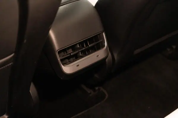 Tesla Model 3 Long Range AWD Dual Motor 33