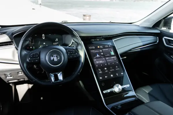 MG Marvel R 70 kWh Luxury 23