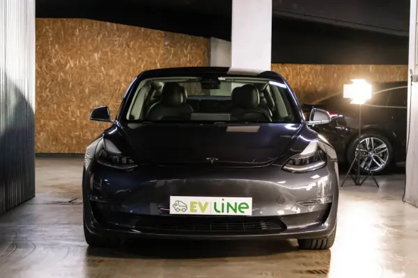 Tesla Model 3 Performance Dual Motor AWD 5