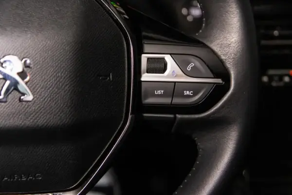 Peugeot e-208 50 kWh Active Pack 26