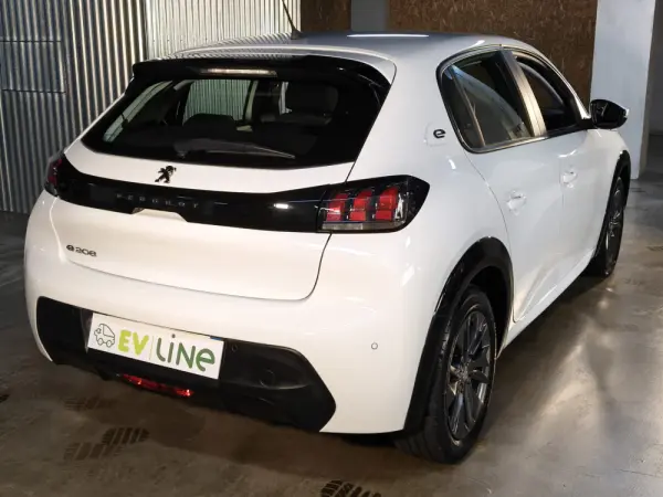 Peugeot e-208 50 kWh Active Pack 5