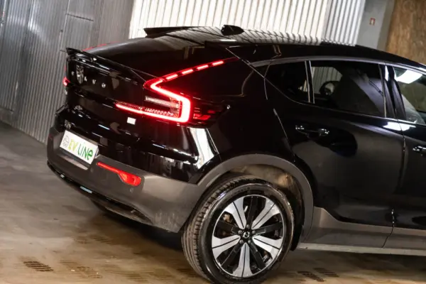 Volvo C40 Recharge 69 kWh Single Motor RWD Core 11